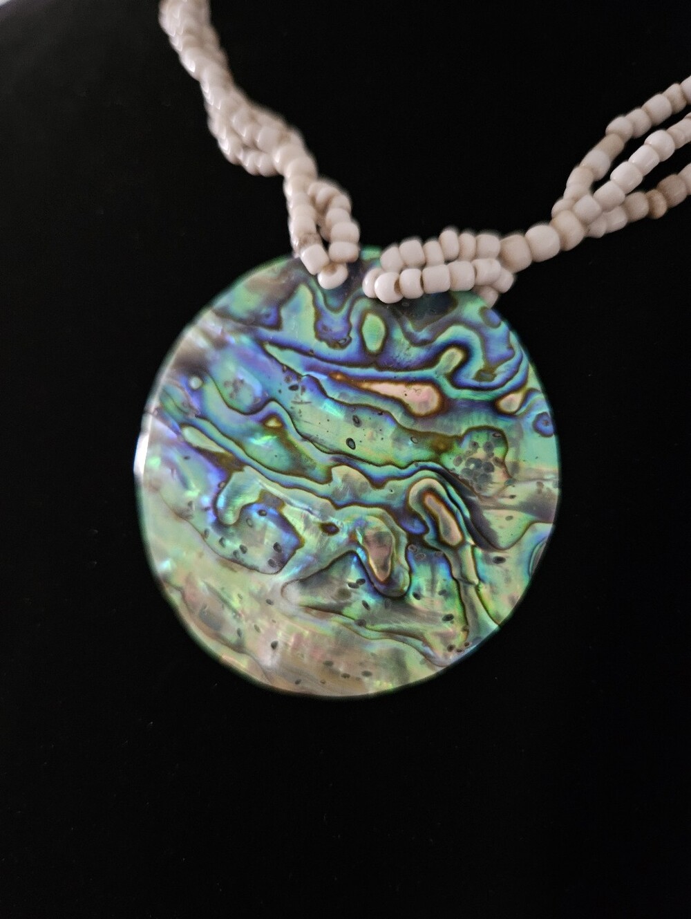 Vintage Paua Abalone Shell Pendant Necklace with White Beaded Strand - Picture 2 of 4